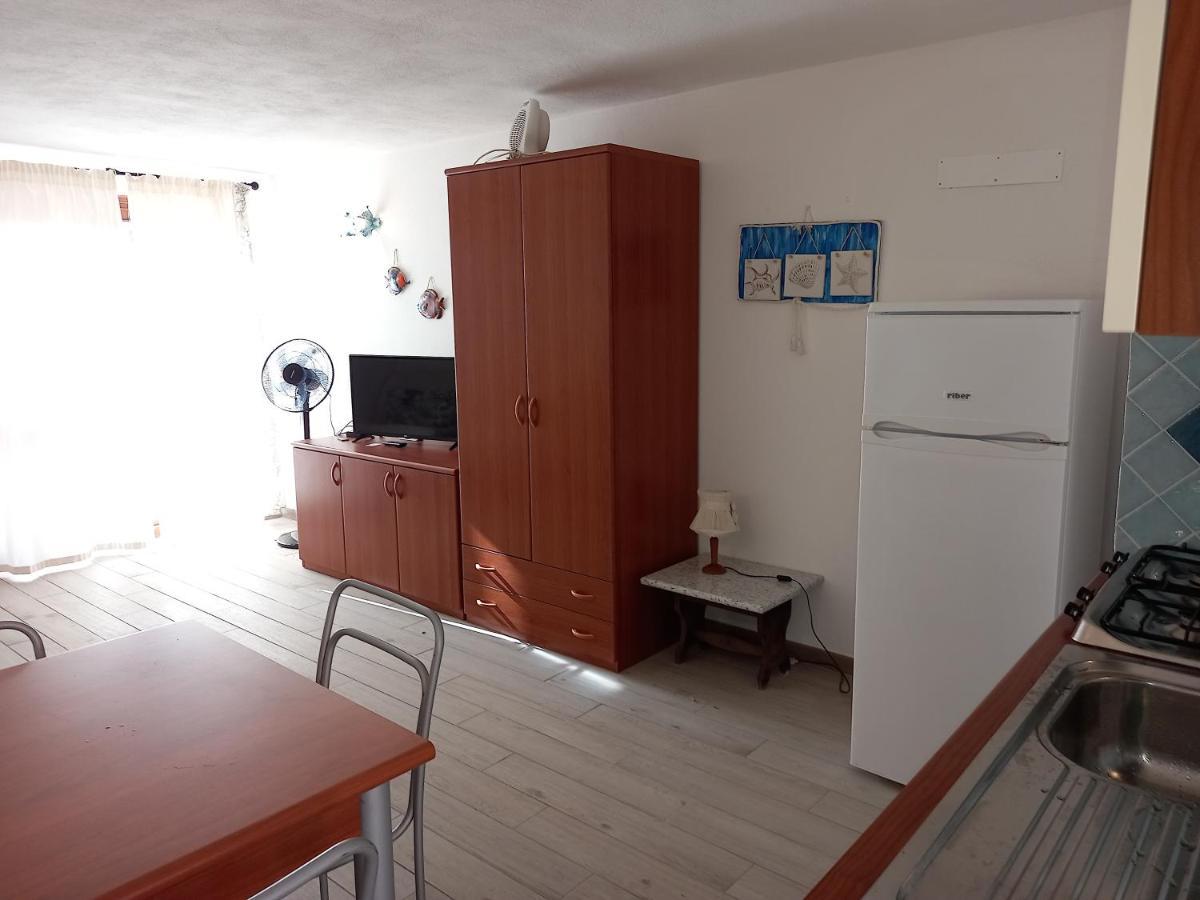 Lucky Apartment Golfo Aranci Kültér fotó