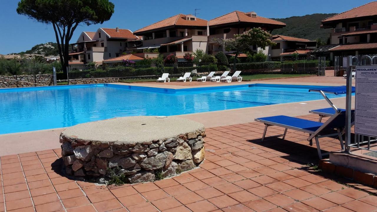 Lucky Apartment Golfo Aranci Kültér fotó