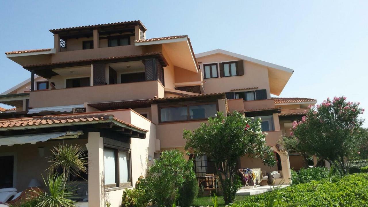 Lucky Apartment Golfo Aranci Kültér fotó